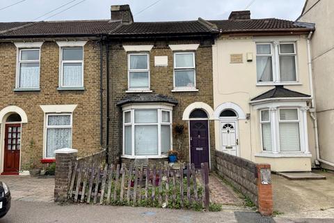 30 Mills Terrace, Chatham, Kent 3 bed terraced house for sale