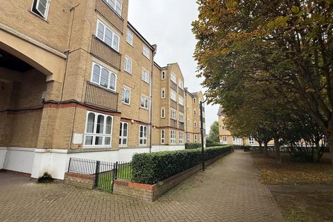 78 Wheat Sheaf Close, London 2 bed flat for sale