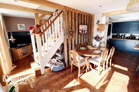 Heol Gerrig, Abertillery 3 bed end of terrace house for sale