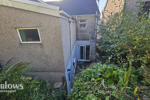 Charles Street, Porth CF39 2 bed semi
