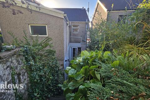 Charles Street, Porth CF39 2 bed semi