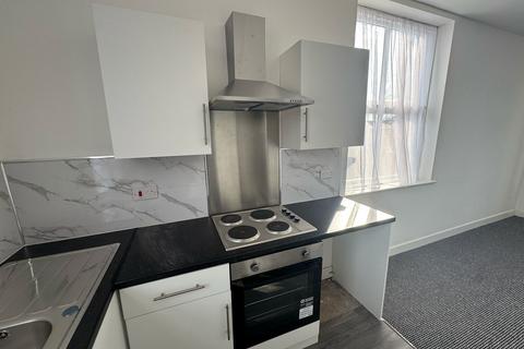 Stillman Street, Plymouth PL4 4 bed flat for sale