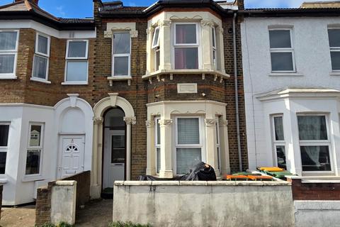 Spencer Road, London, E6 1HH 2 bed flat for sale