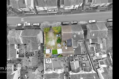 John Street, Biddulph, ST8 2 bed semi