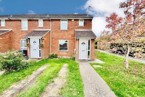 Minton Close, Tilehurst, Reading, RG30 3 bed terraced house for sale