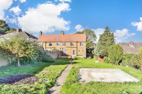 Keycol Hill, Bobbing, Sittingbourne... 3 bed semi