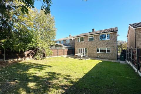 High Street, Bedford MK44 4 bed detached house for sale