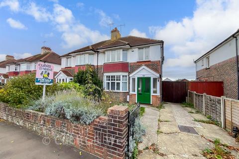 Broomfield Avenue, Worthing, West Sussex 3 bed semi