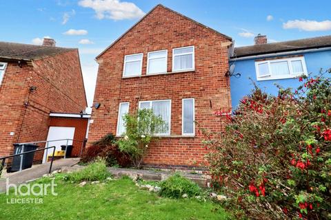 Davenport Road, Leicester 3 bed end of terrace house for sale