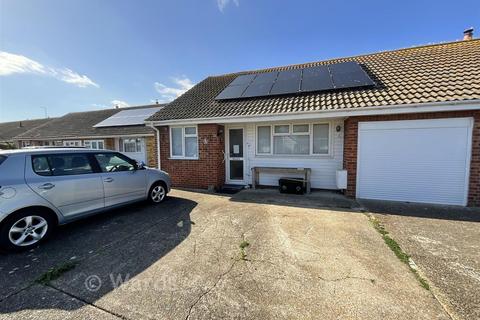 Leonard Road, Greatstone, Kent 3 bed semi