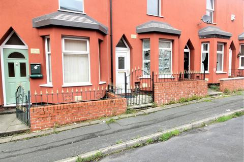 Fairbairn Street, Horwich, Bolton, BL6 3 bed terraced house for sale