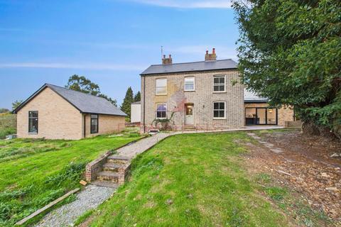 Upper Chapel Street, Halstead CO9 4 bed detached house for sale
