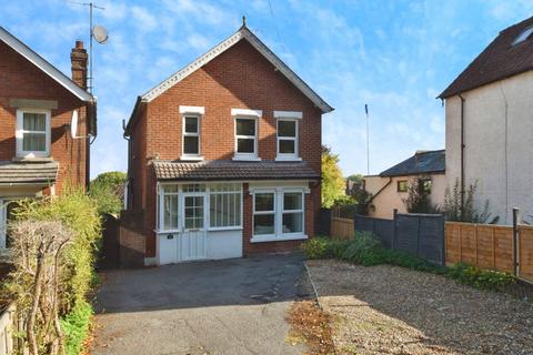 Downton Road, Harnham                ... 3 bed detached house for sale