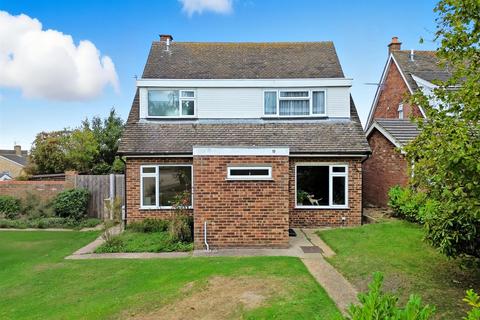 St. Cleres Way, Danbury, Chelmsford 3 bed detached house for sale