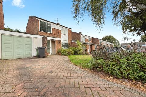 Holly Hedge Close, Frimley, Camberley 3 bed link detached house for sale
