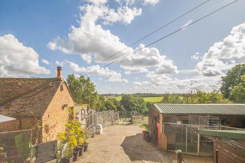 Hammerpond Road, Plummers Plain 1 bed equestrian property for sale