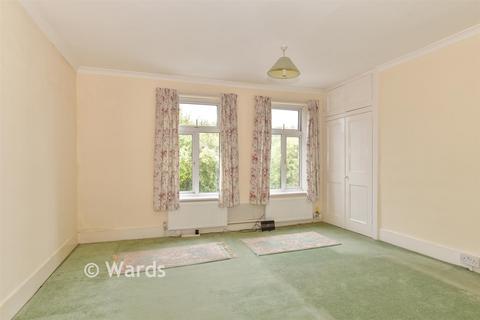 Kent Road, Halling, Rochester, Kent 2 bed terraced house for sale