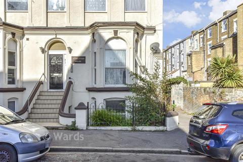 Athelstan Road, Cliftonville... 2 bed flat for sale