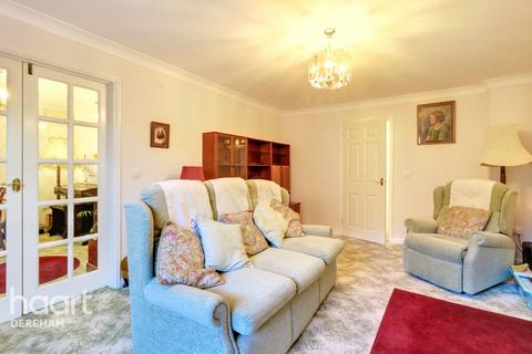 Mallard Close, Fakenham 3 bed detached bungalow for sale