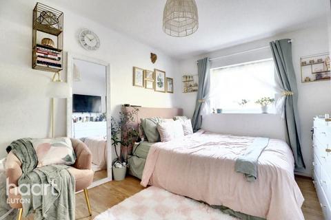 Rowan Close, Luton 1 bed apartment for sale