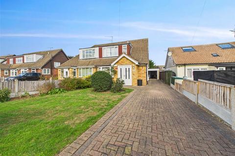 Victoria Road, Laindon, Basildon... 3 bed semi