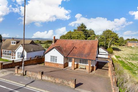 Gravesend Road, Shorne, Gravesend, Kent 4 bed chalet for sale