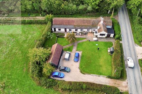 Bethersden Road, Woodchurch, Ashford... 5 bed detached bungalow for sale