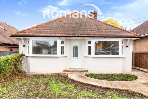 St. Andrews Crescent, Windsor, Berkshire 3 bed bungalow for sale
