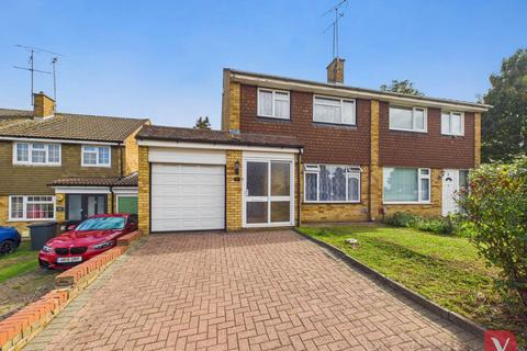Holgate Drive, Luton LU4 3 bed semi