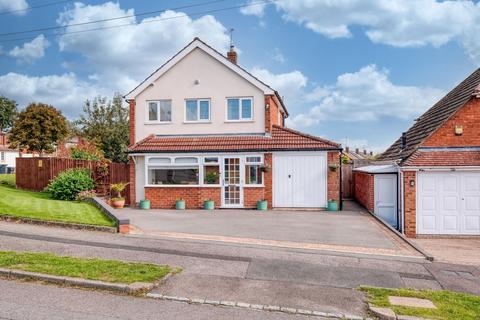 Clent Road, Rednal, B45 3 bed detached house for sale