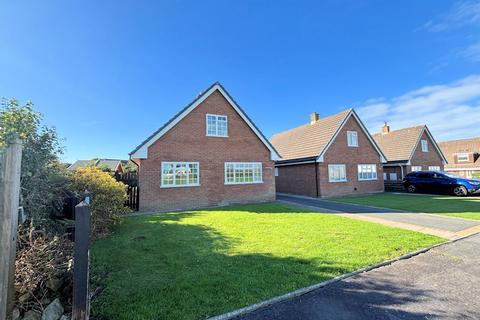 Faenol Isaf, Tywyn LL36 3 bed detached bungalow for sale