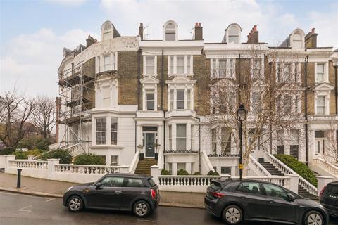 Belsize Crescent, Belsize Village, NW3 4 bed house for sale