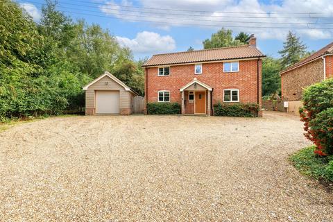 Church Hill, Walpole IP19 4 bed detached house for sale