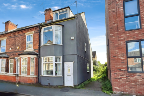 Claude Street, Dunkirk, NG7 2LA 4 bed end of terrace house for sale