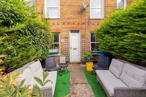 Clewer Fields, Windsor SL4 1 bed terraced house for sale