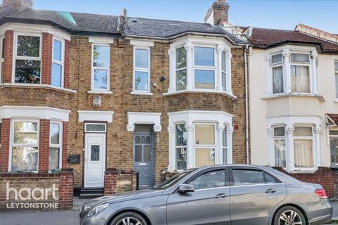 Dagenham Road, London 3 bed terraced house for sale