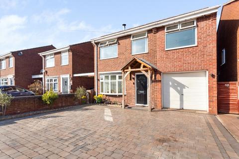 Hilton Avenue, Scunthorpe, North... 4 bed detached house for sale