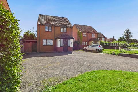 The Street, Tibenham 3 bed detached house for sale