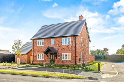 Anson Drive, Shotley Gate, IP9 4 bed detached house for sale