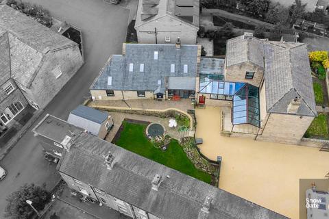 17 & 19 Waste Lane, Mirfield WF14 4 bed house for sale