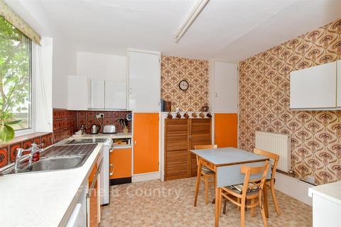Baldwins Hill, Loughton, Essex 4 bed detached house for sale