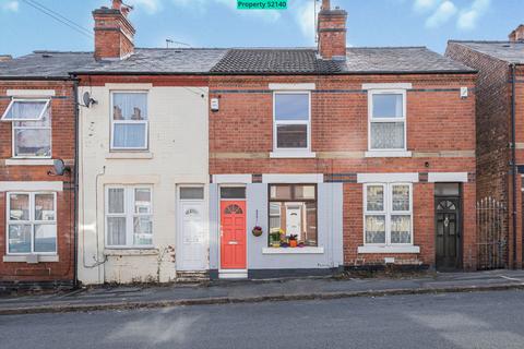 25 Windermere Road, Nottingham, NG7 2 bed terraced house for sale