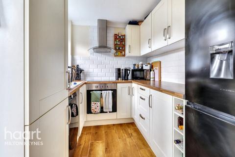 Ashgrove, Buckingham 2 bed terraced house for sale