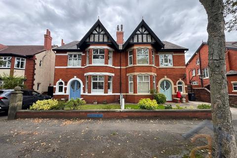 Grange Road Churchtown Southport PR9 9AD 4 bed semi
