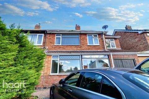 Shrewsbury Avenue, Leicester 4 bed semi