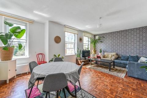 Haythorn House, Vicarage Crescent... 3 bed duplex for sale