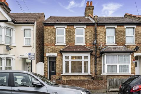 Colvin Road, Thornton Heath, CR7 3 bed end of terrace house for sale