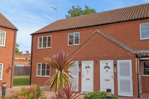 Sutton Court, Skegness, PE25 2 bed apartment for sale