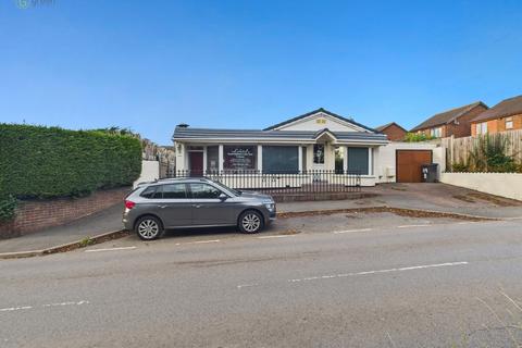 Knowle Hill, Atherstone CV9 3 bed character property for sale