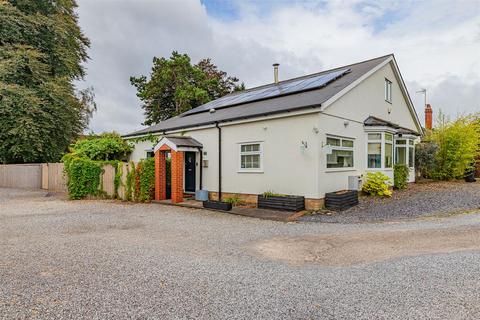 Newport Road, Cardiff CF3 5 bed detached house for sale